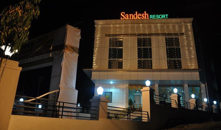 Sandesh Resort Wai Buitenkant foto